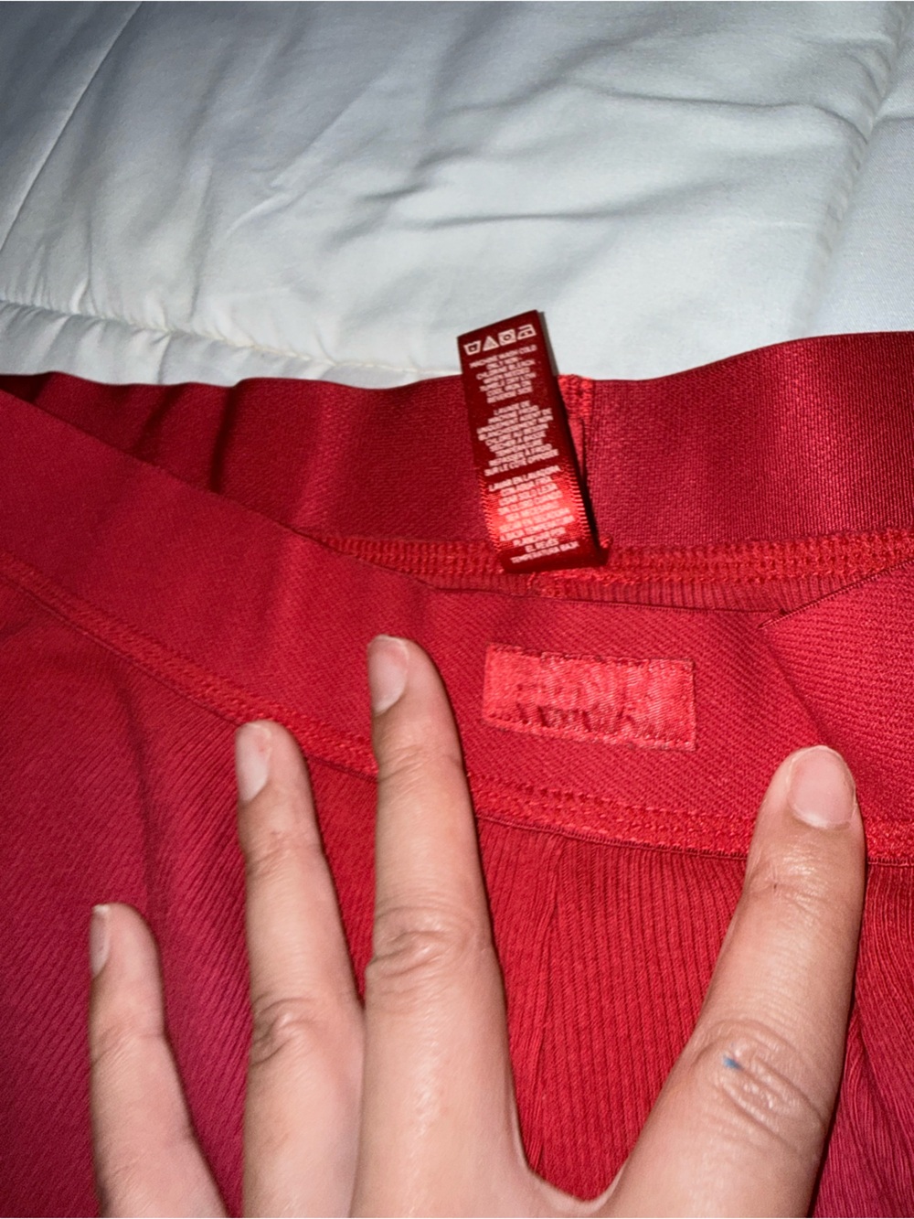 SKIMS Red Lounge Pants Ribbed - Picture 3 of 4